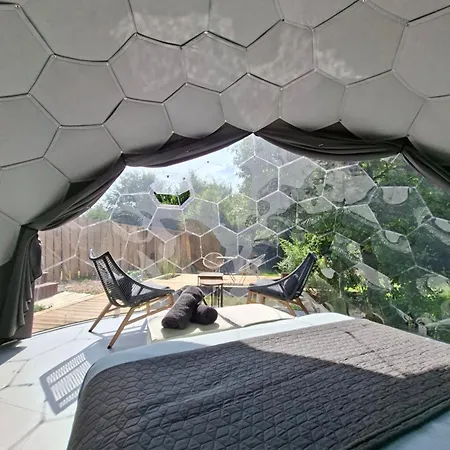 Dome Renard By Out & Luxury tent Couvin