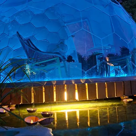 Luxury tent Dome Renard By Out &