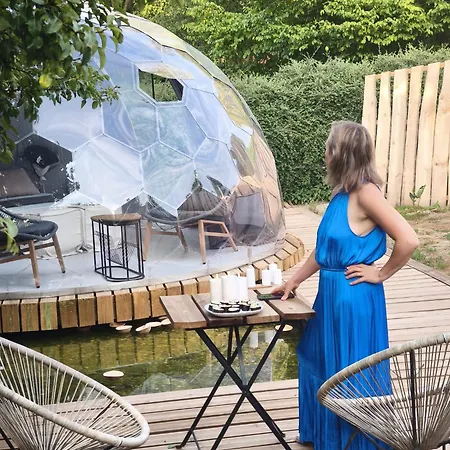 Luxury tent Dome Renard By Out & Couvin